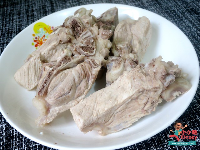 蟲草花姬松茸螺片排骨湯7