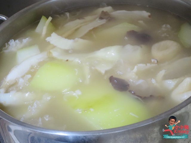 青木瓜百合蓮子雪耳瘦肉湯10