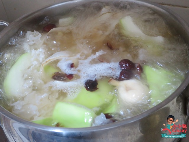 青木瓜百合蓮子雪耳瘦肉湯9