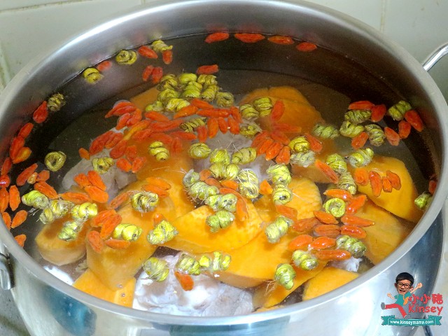 石斛紅蘿蔔豬骨湯6