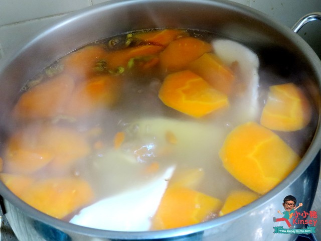 石斛紅蘿蔔豬骨湯8