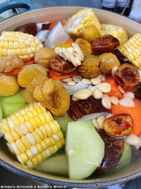 印度椰子合掌瓜鹹豬手湯-食譜