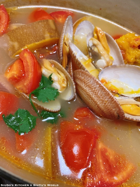 蕃茄南瓜梭羅魚蜆湯